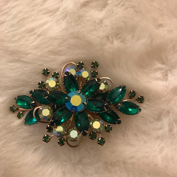 Jewelry - Vintage Costume Brooch